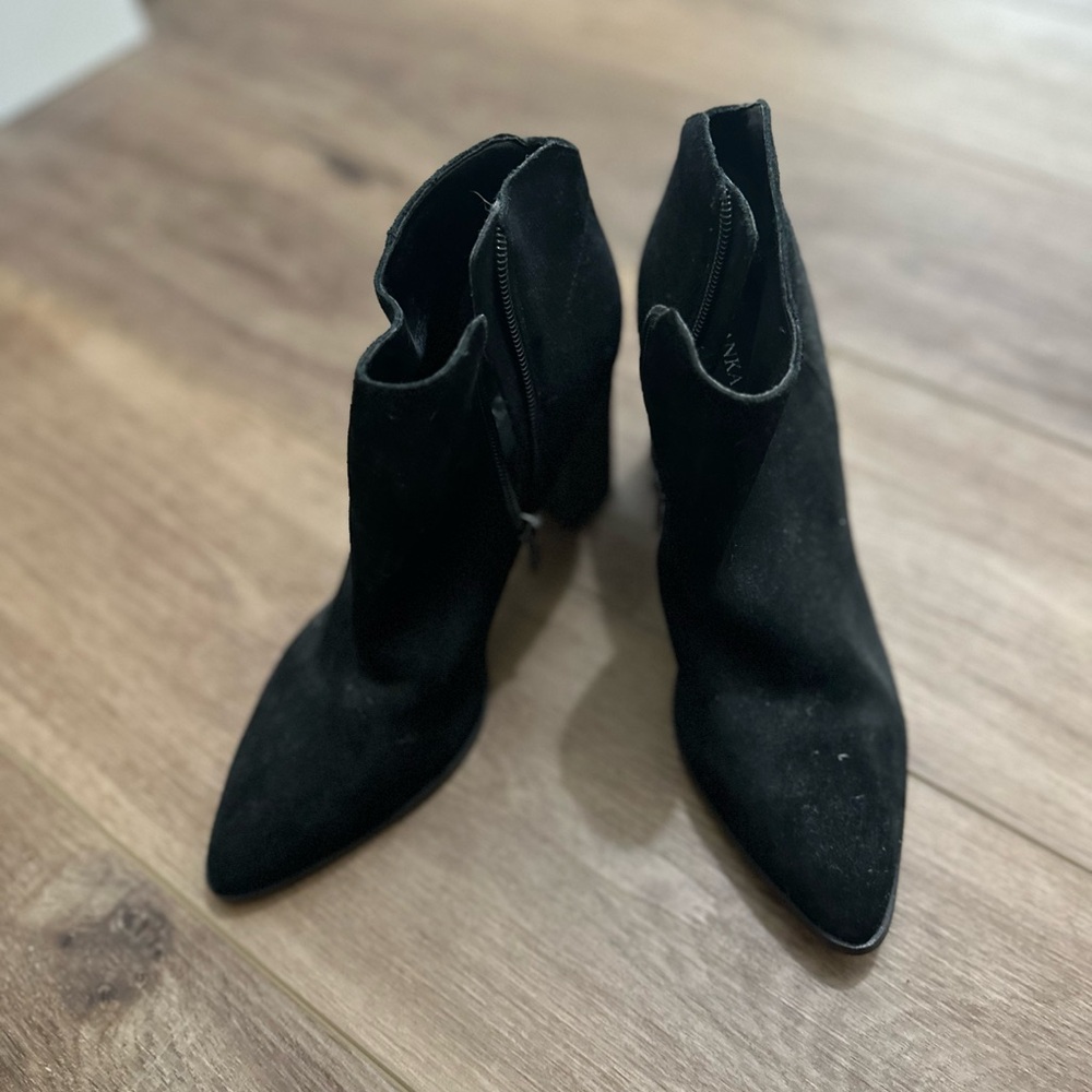 Ivanka Trump black heeled booties